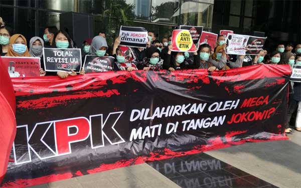 Demo save KPK