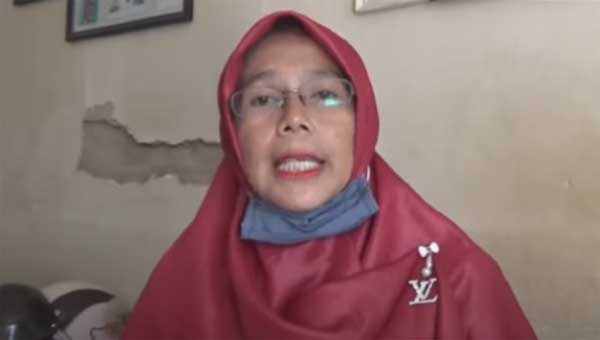 Ibu penikam Syekh Ali Jaber sebut anaknya sering kesurupan saat dengar azan