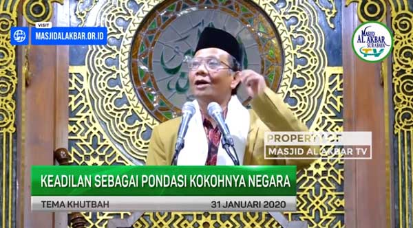 Menkopolhukam saat khutbah Jumat, 31 Januari 2020.