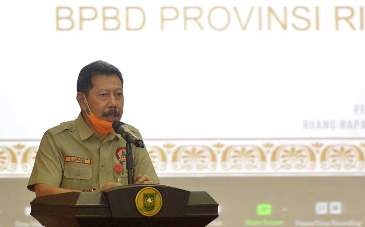 Kepala BPBD Riau Edwar Sanger