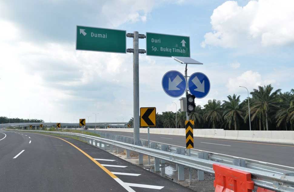 Marka jalan tol pekanbaru-dumai